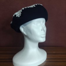 Folk - beret handmade - obw. głowy 58 cm