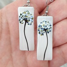 KOLCZYKI ZE SZKŁA WZÓR NIEBIESKI KWIAT