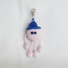 Ręcznie robiony breloczek szydełkowy –  unikatowy dodatek