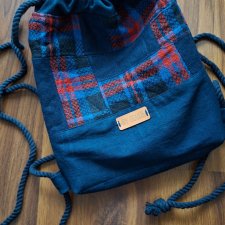 Plecak - Worek z Upcyclingu – granatowa krata