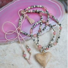 CHOKER DALMATYŃCZYK Z SERCEM NA NICI, KAMIENIE NATURALNE, SERDUSZKO DREWNIANE | DomilkowyDomek