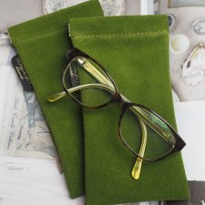 Zielone -  etui na okulary z zamszowej welurowej skóry – handmade DomilkowyDomek, etui na klips, miękkie i stylowe