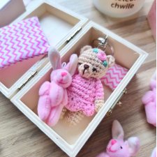 Breloczek Miś Różyczka brelok, szkatułka i króliczek, pościel
