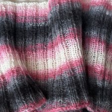 Ręcznie robiony komin - piękne złożenie barw - miły w dotyku