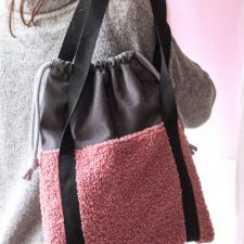 Szaro-różowa torba z kominem baranek