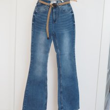 Jeansy dzwony z wysokim stanem taliowane Medicine Flare S