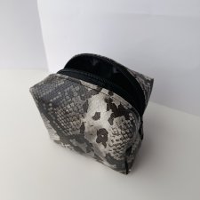 Kosmetyczka skórzana wzór węża