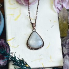 Miedziany ozdobny wisiorek z kamieniem księżycowym #653