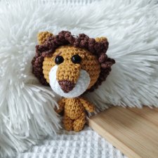 breloczek lew, lewek, lwiątko