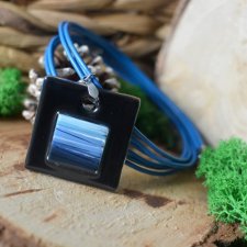 NASZYJNIK ZE SZKLANYM WISIORKIEM 8