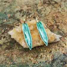 Ceramiczny Liść Szałwii, kolczyki z porcelany zamykane pozłacane srebrno, Ag 925 ~ Slavic Porcelain