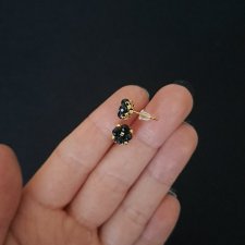 Delikatne Czarne Kolczyki Sztyfty - Turmalin