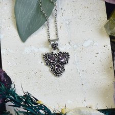 Miedziany posrebrzany wisiorek z ametystem - etniczny, boho #680