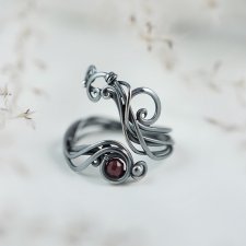 Love letters - part II - fantazyjny, srebrny pierścionek z granatem