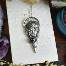 Posrebrzany miedziany ciężki wisior Dead Madonna z onyksem #751