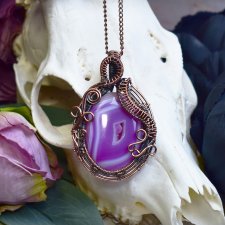 Miedziany wisiorek wire wrapping z różowym agatem #776