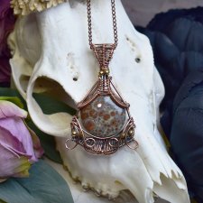 Miedziany wisiorek wire wrapping z jaspisem Asteroid #784