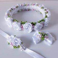 Wianek komunijny ze wstążki róże