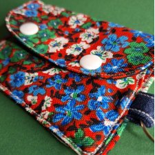 Upcyclingowy Mini Portfelik Etui na Karty - kwiatowy