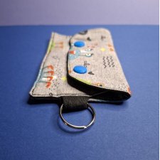 Upcyclingowy Mini Portfelik Etui na Karty - przyjazne potworki