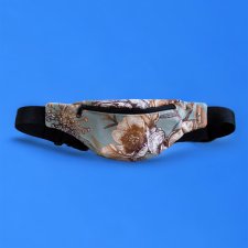 Mała laurowa nerka z weluru w kwiaty