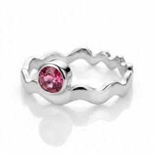 Srebrny pierścionek Fala z turmalinem