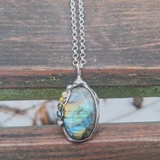 Kolorowe kropki - wisiorek