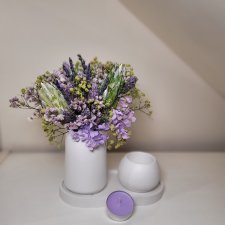 Zestaw dekoracyjny z kwiatami