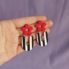 Kolczyki z gliny polimerowej czarnobiałe paski