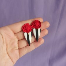 Kolczyki z gliny polimerowej czarnobiałe paski