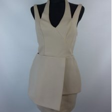 Asos koktajlowa sukienka z baskinką / S