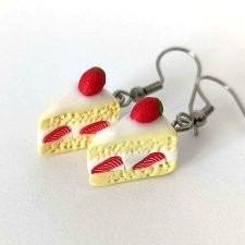 Kolczyki tort truskawkowy