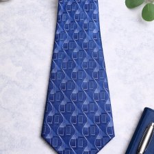 Granatowy Krawat w Geometryczny Wzór – Elegancki Styl Klasyczny