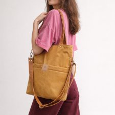 Duża torba z kieszeniami z Miodowego nubuku