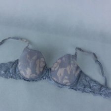 Marks & Spencer lekko usztywniany biustonosz 34B / 75B