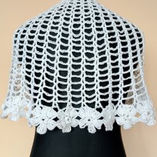 Biała pelerynka komunijna, z kaszmirem i jedwabiem