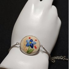 Ręcznie haftowana bransoletka  DLA LAURY  stal szlachetna