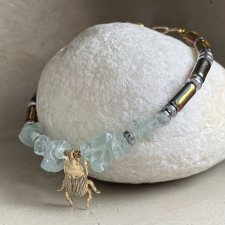 Bransoletka Kamienie i Złoty Skarabeusz