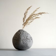 Ozdobny wazon na szuche kwiaty