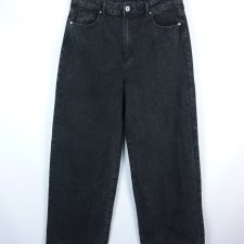 Boohoo jeans proste szerokie nogawki 14 / 42