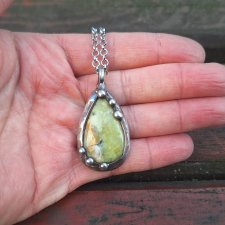 Opal zielony - wisiorek