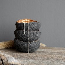 Ozdobne miseczki na biżuterię z masy papierowej