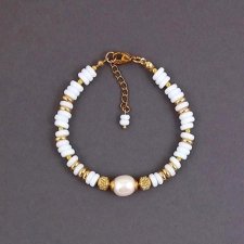 Bransoletka biała z perłą