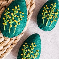 Pisanki z filcu ręcznie haftowane -komplet 3 szt.butelkowa zieleń