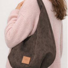Torebka Hobo z zamszu tapicerskiego Czekoladowa