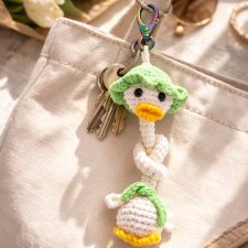 Kaczuszka brelok handmade – uroczy dodatek do kluczy