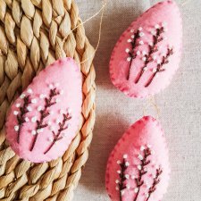 Pisanki haftowane - zawieszki / różowe komplet 3 szt.