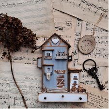 Szary domek wieszak na klucze i drobiazgi