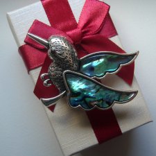 BROSZKA PTAK KOLIBER MASA PERŁOWA