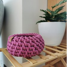 Mały pleciony koszyk